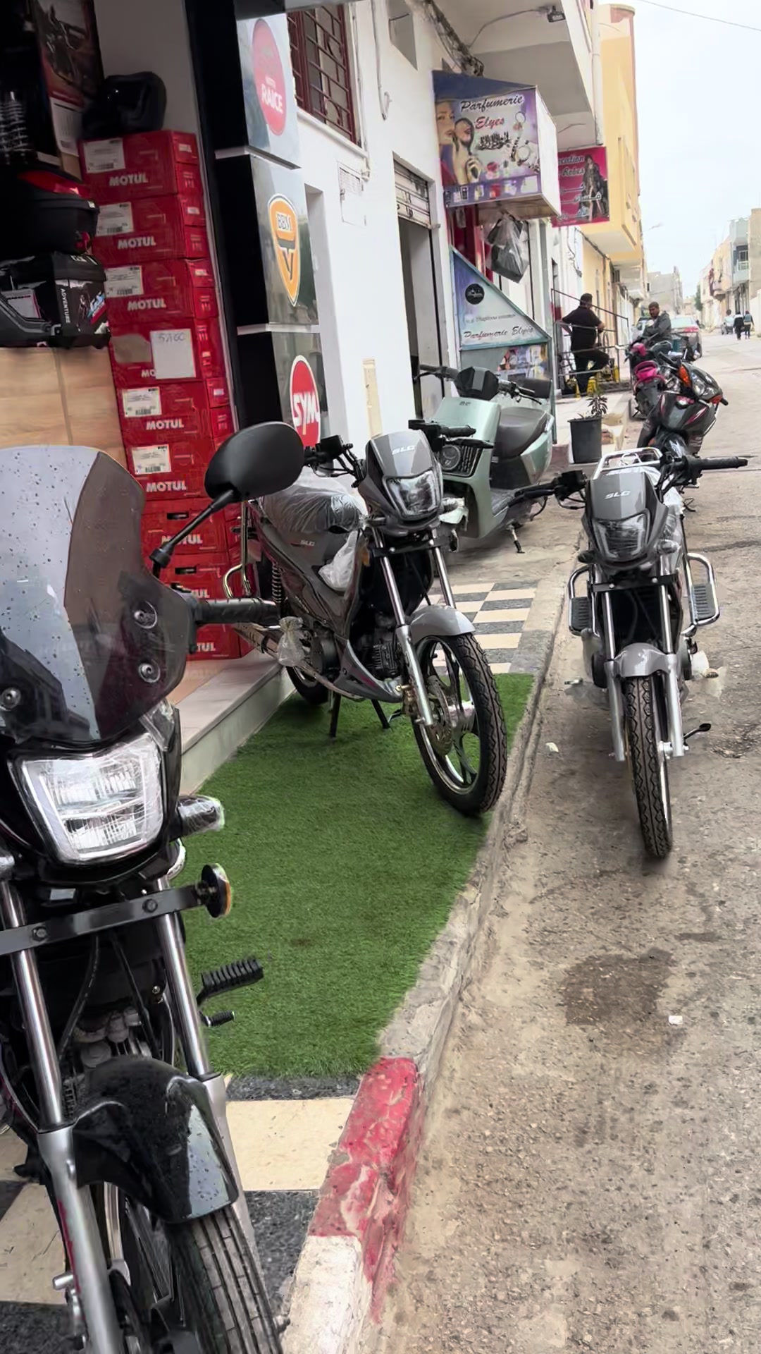 @๐๏ธ Houssem Caza Moto TN