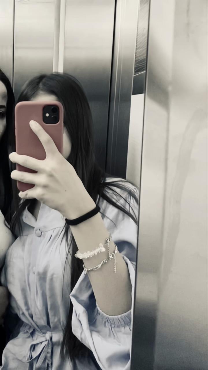 @eesraa0_