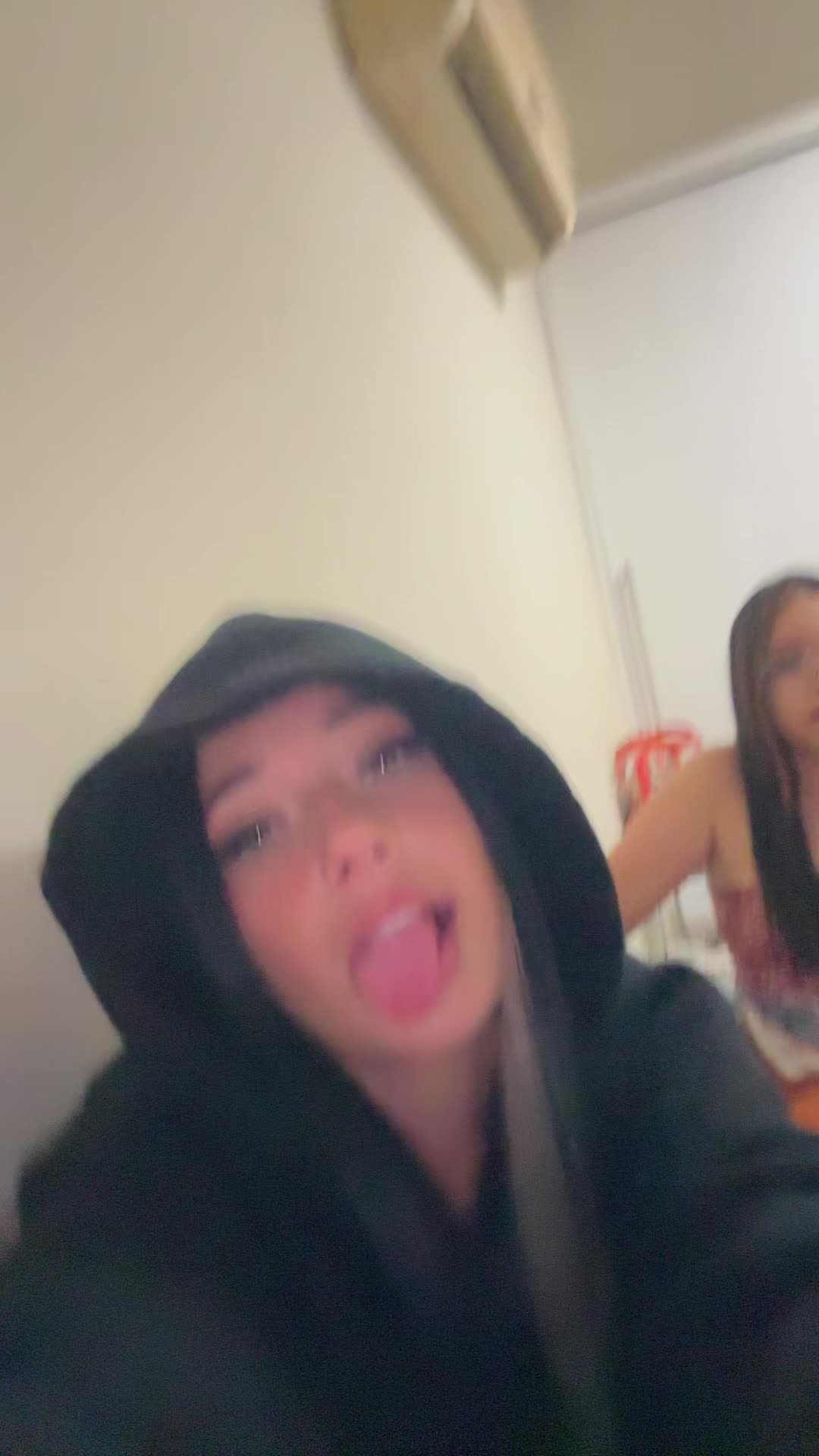@vivi