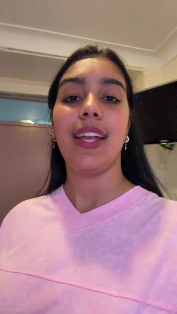 @safae_ananasa