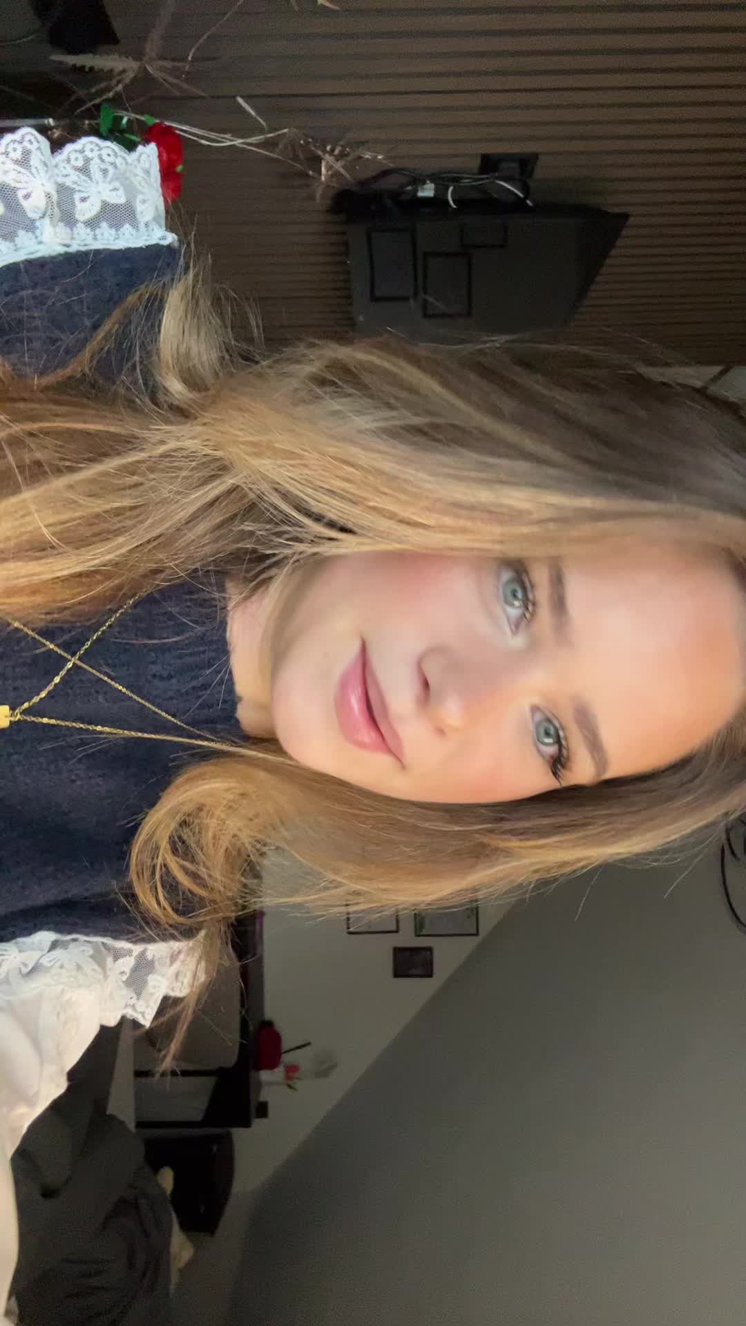 @nikkiipeters