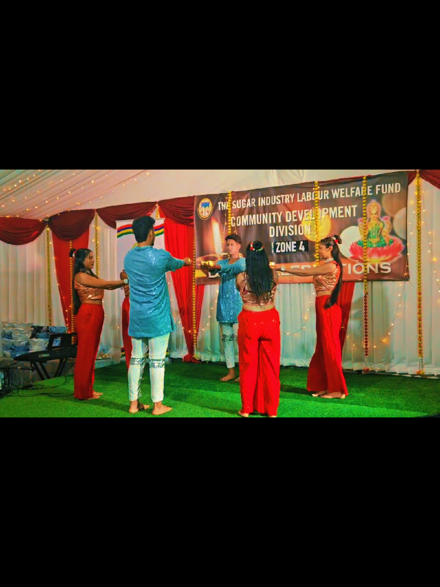 @Ruvishm_Dance_Team ♡