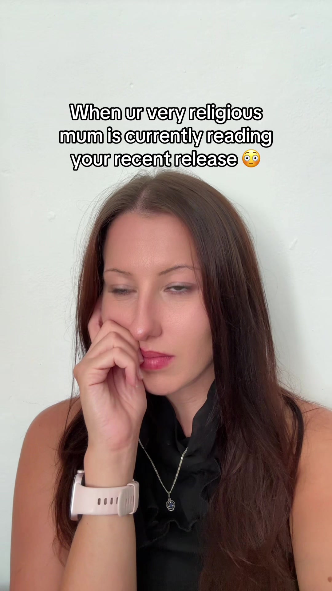 @hollyguyauthor