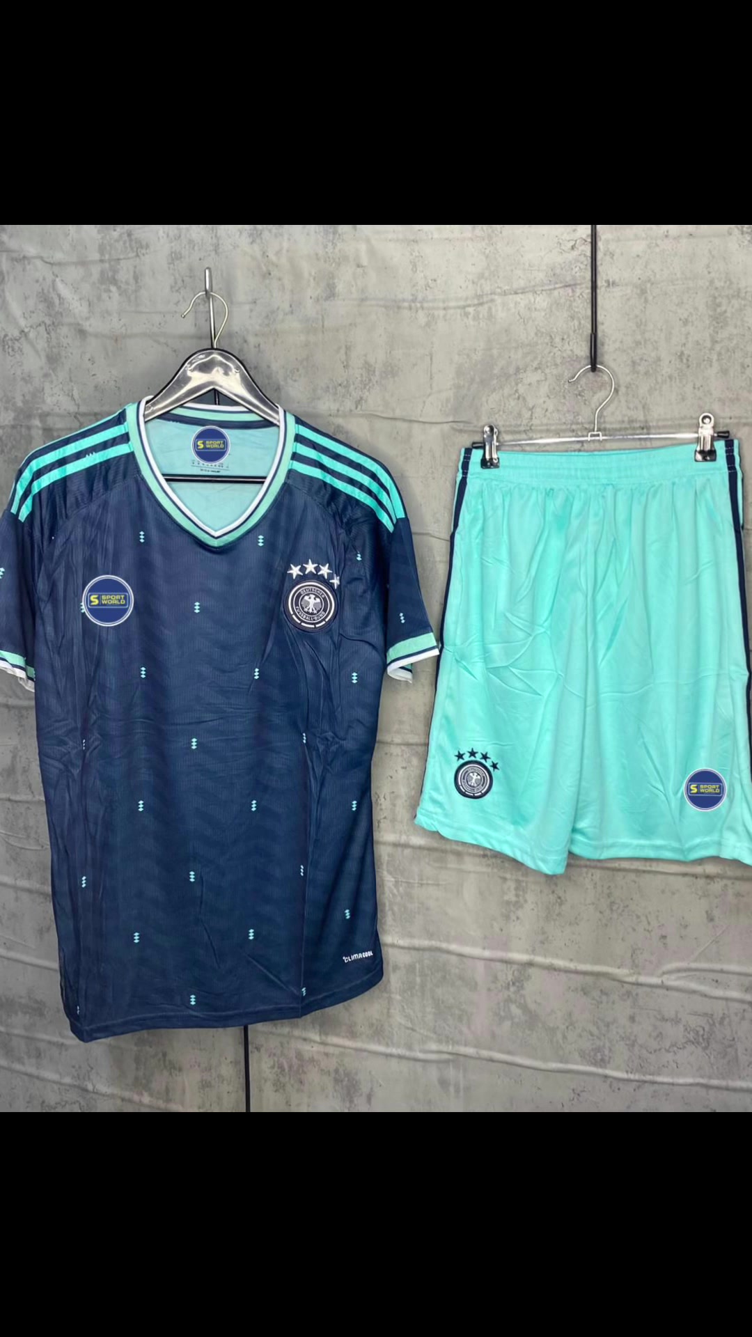 @Tienda Sport World