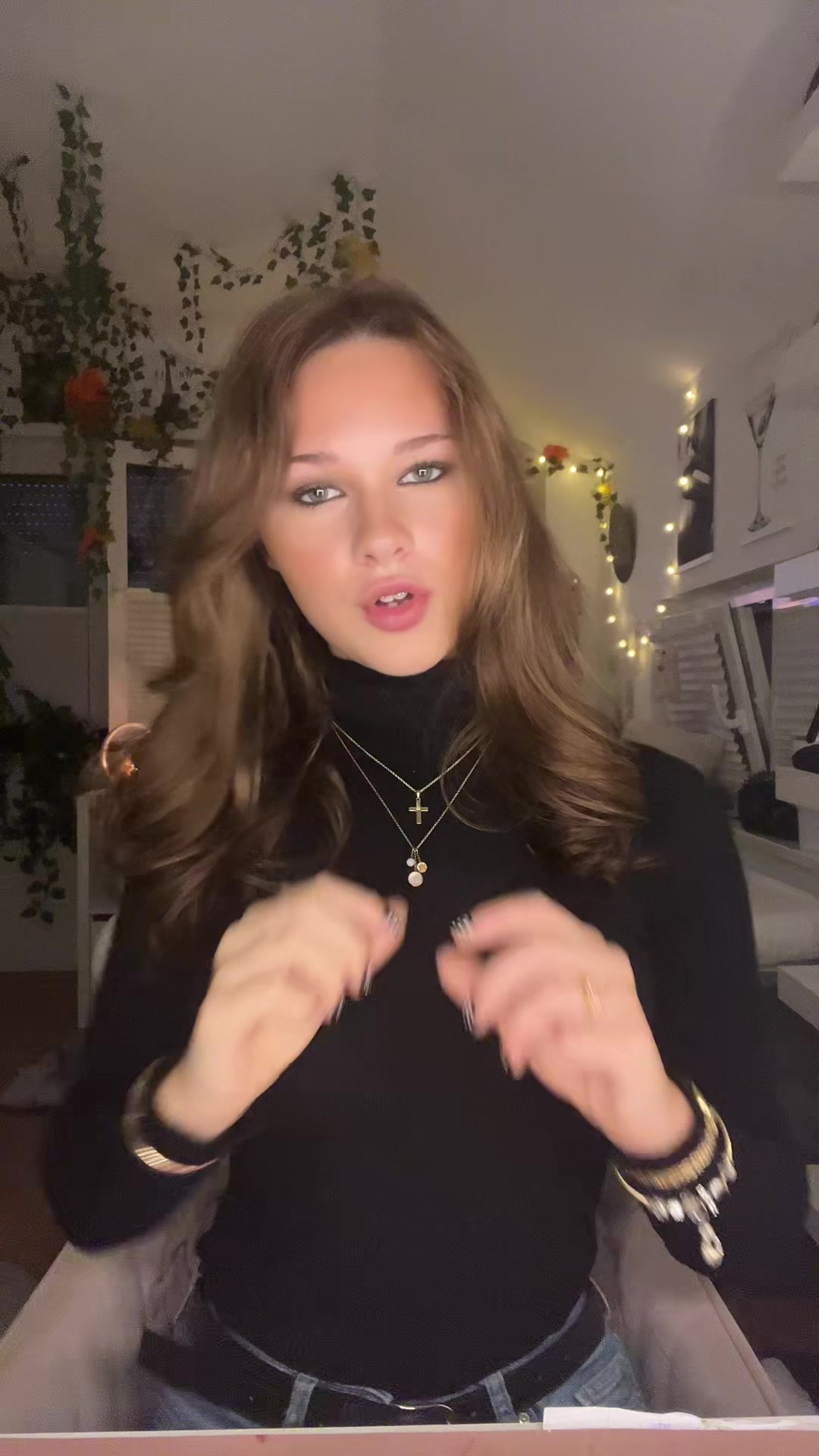 @€lla_🪼
