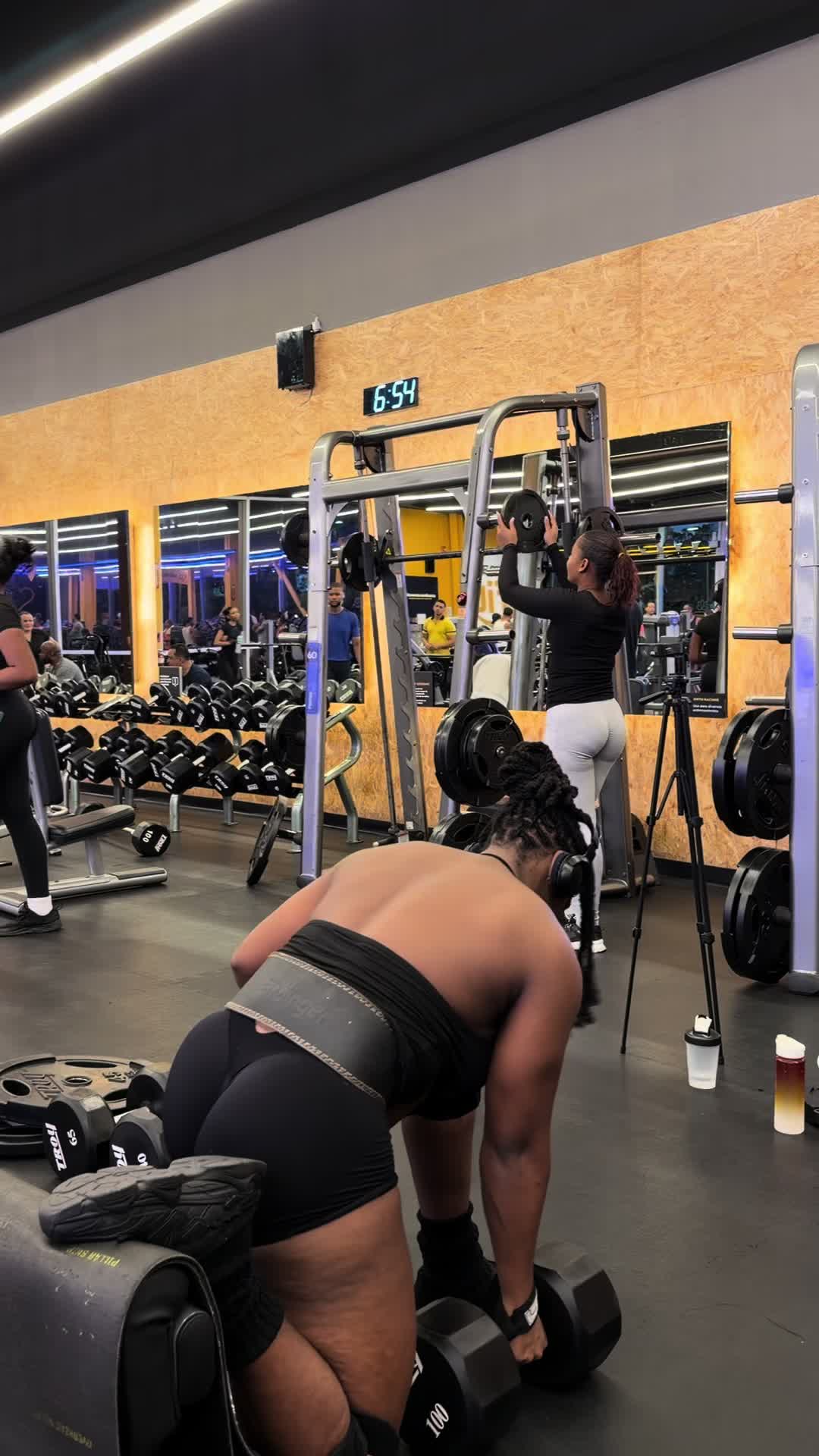@CharleeserdjooB