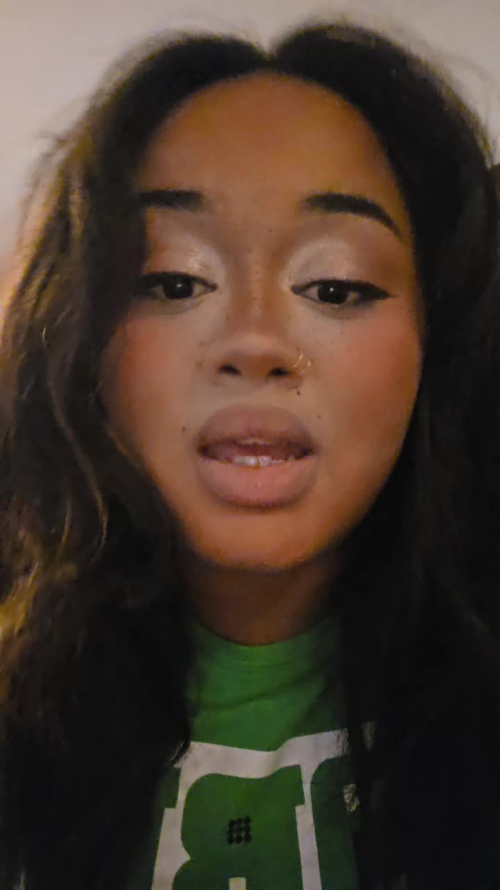 @Ayoko