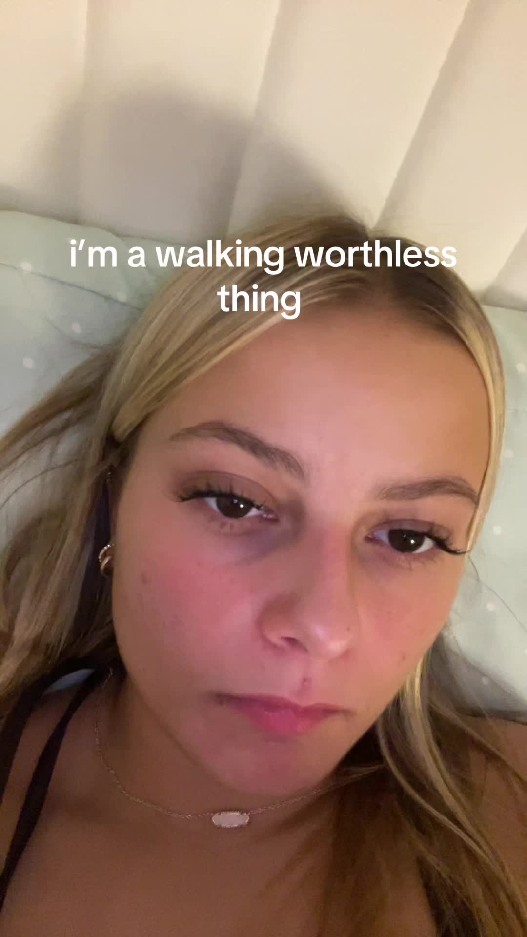 @carlyy