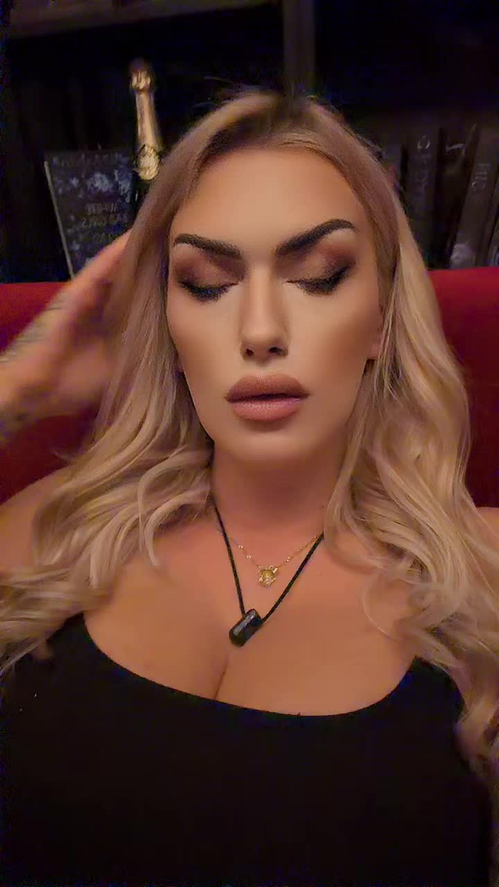 @Inked_Kira