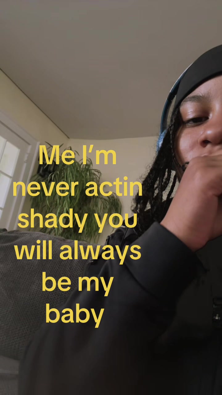 @Sluticz👎🏽