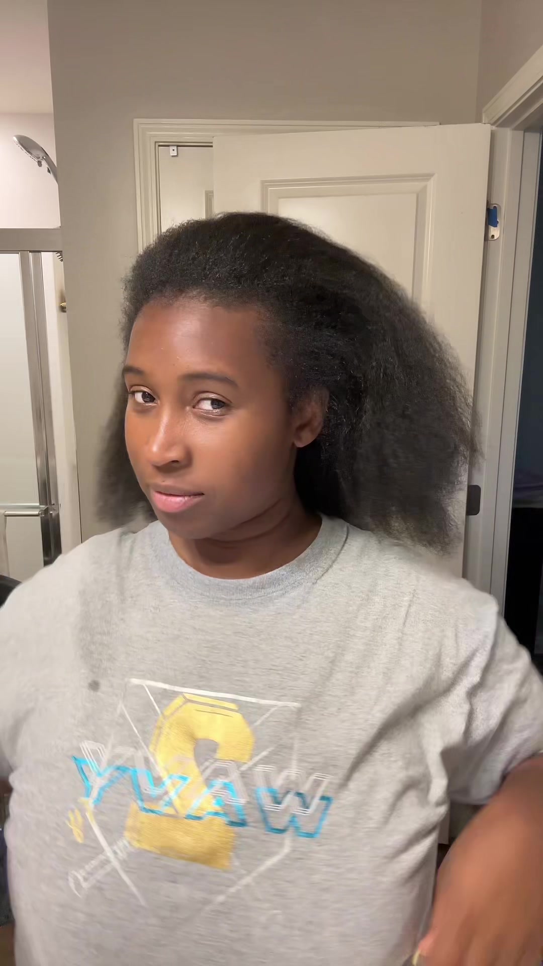 @VIVIAN AZRYA