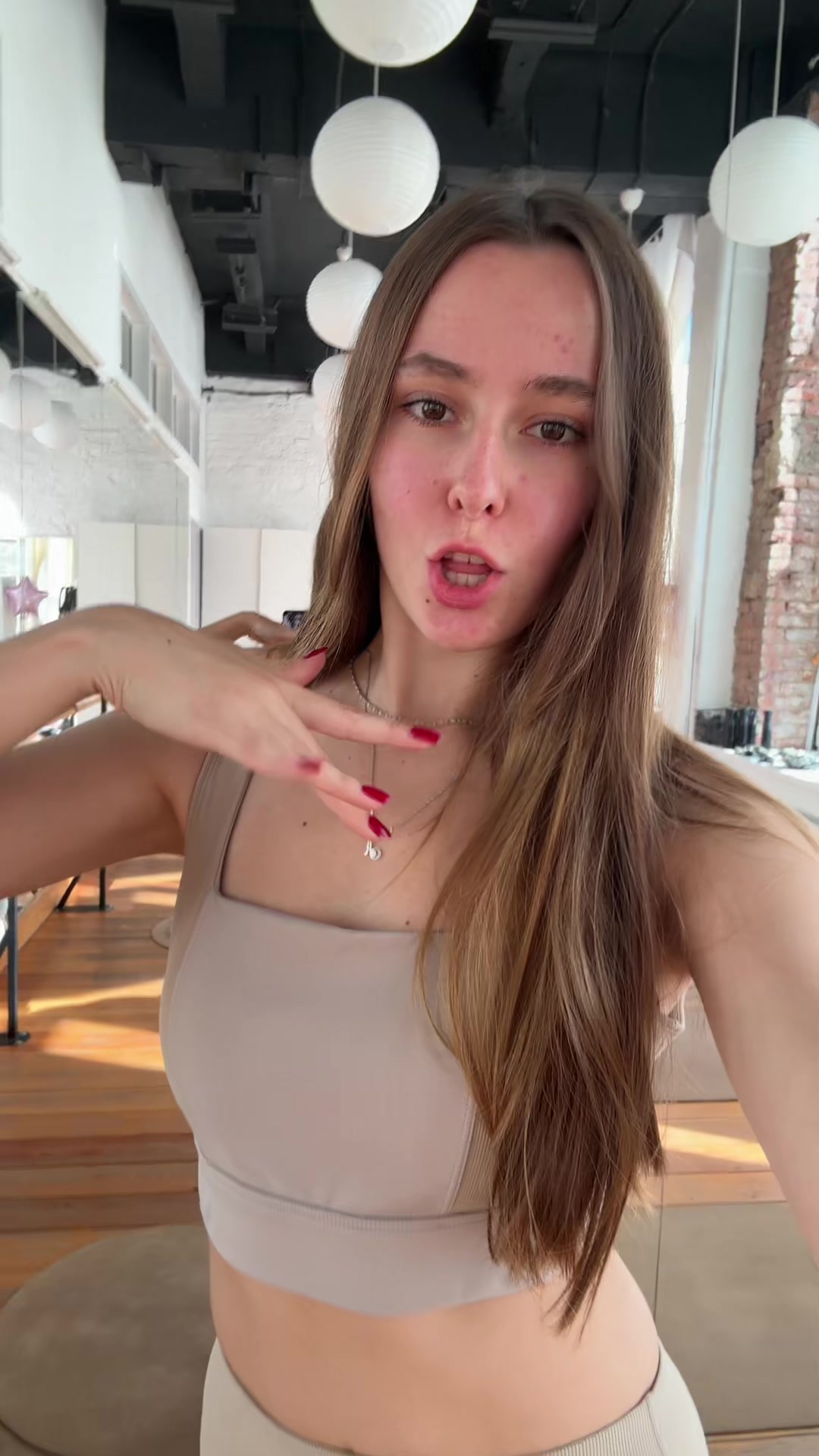 @alexxxandra