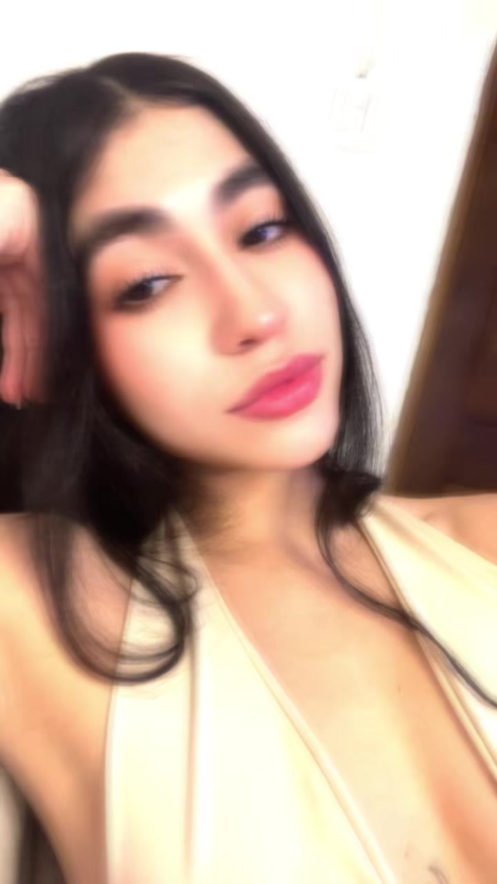 @Mel 🌙