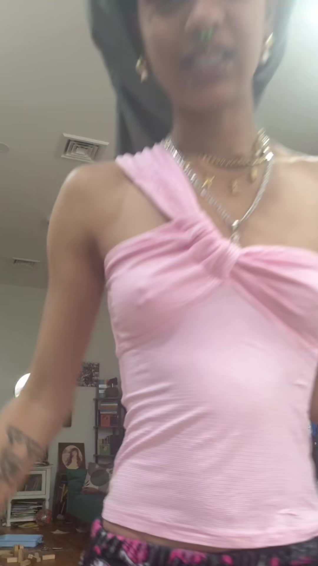 @theinfiniteissa