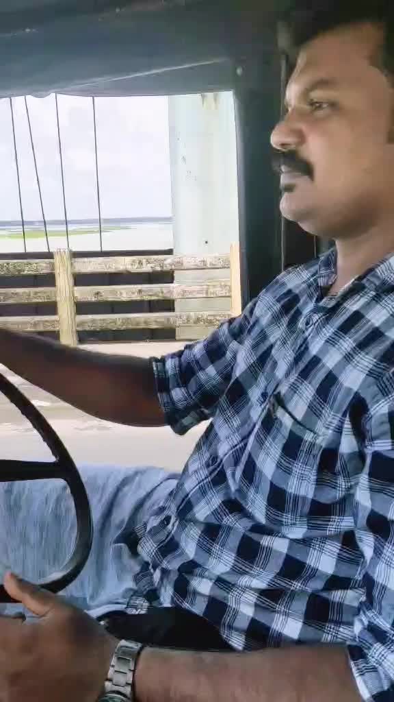 @niyas_valanchery