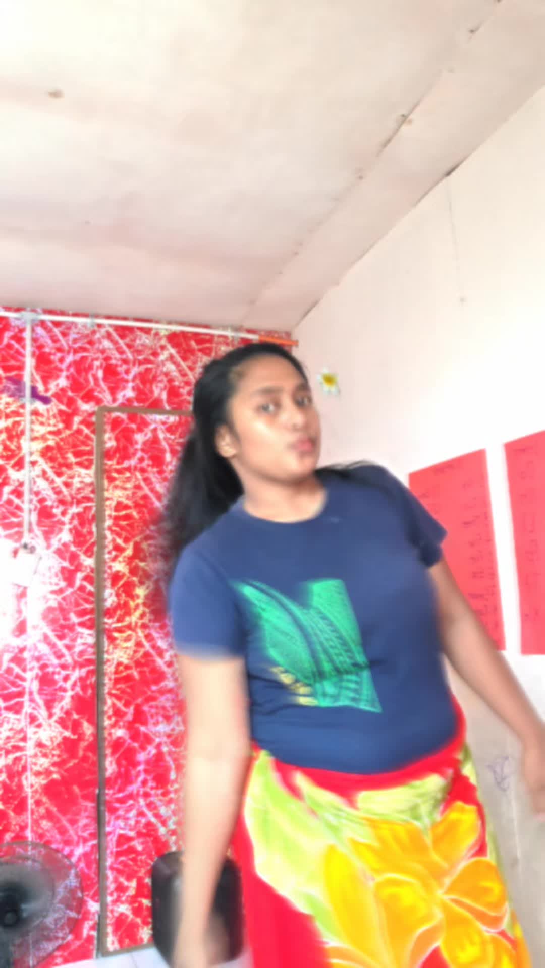 @🥴💃