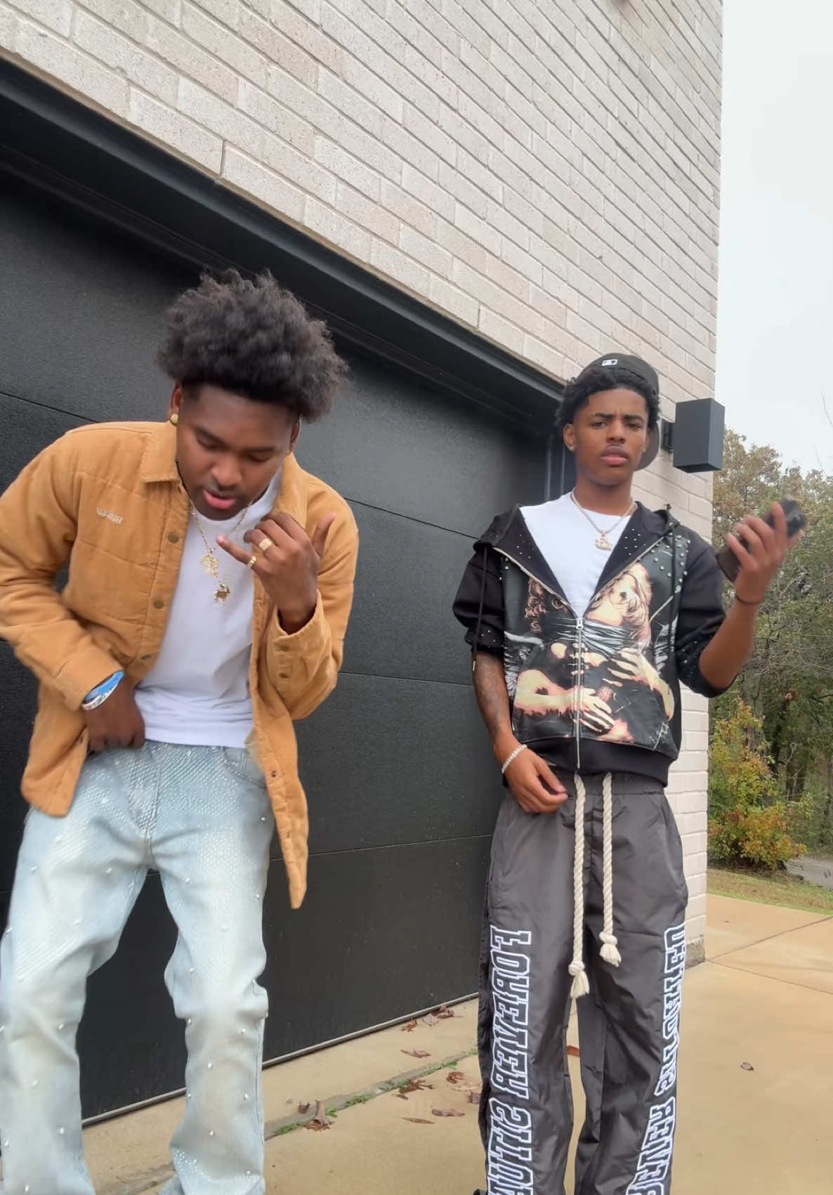 @leezy