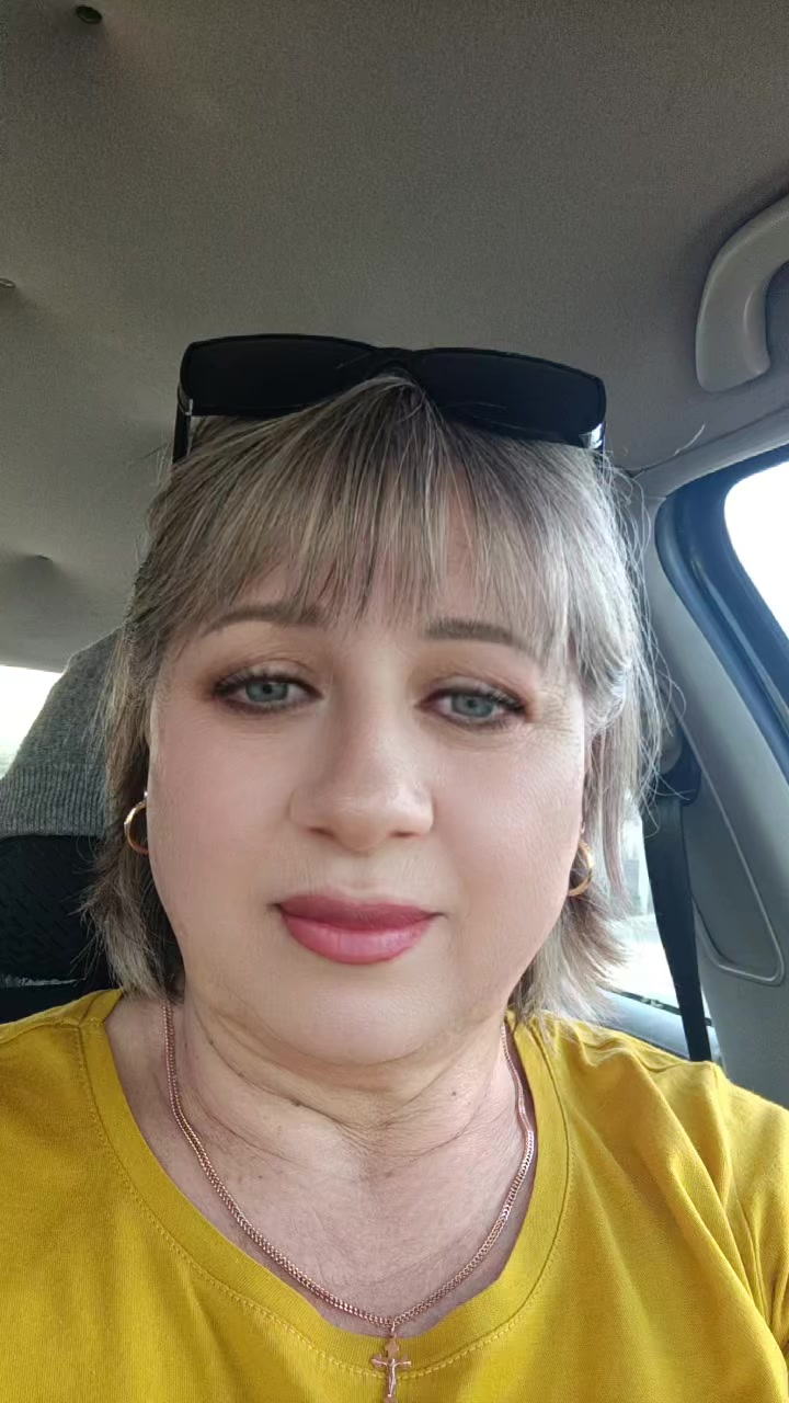 @Ana