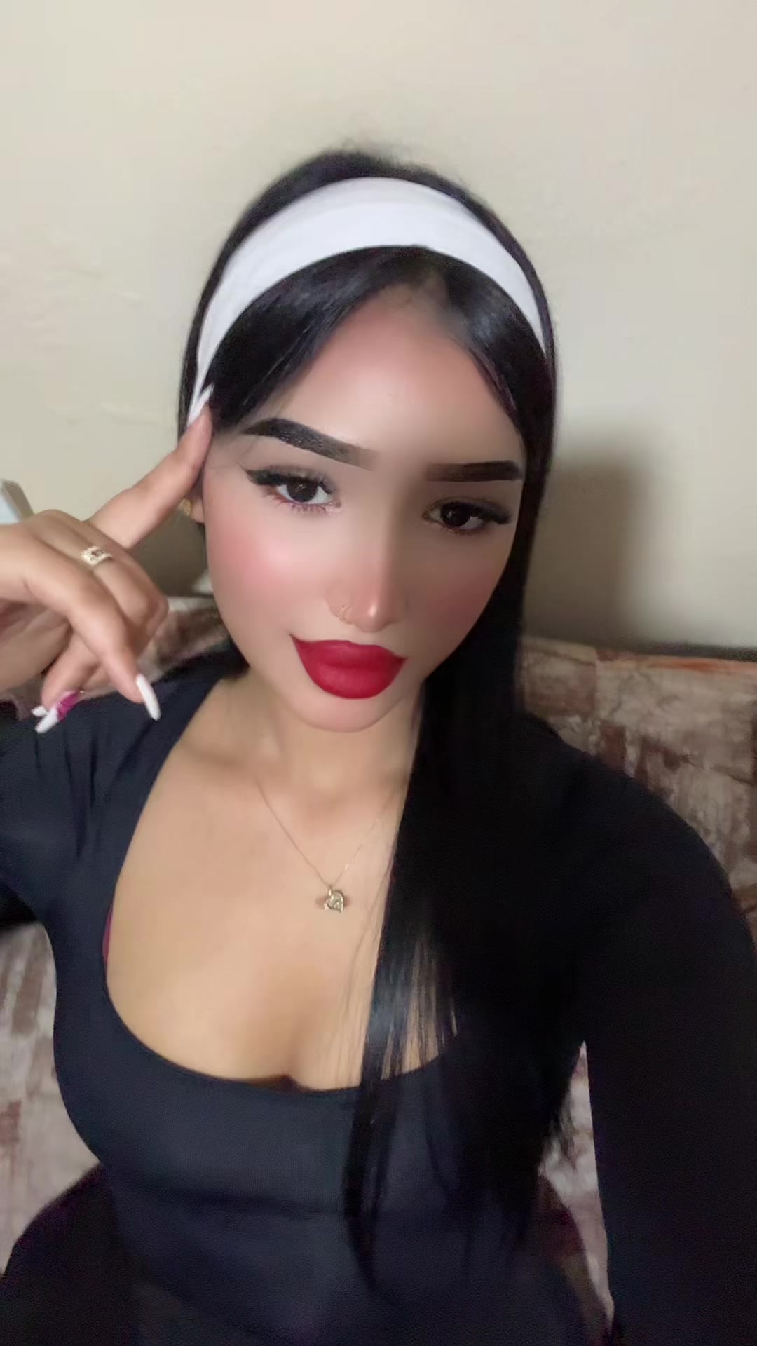 @🦋