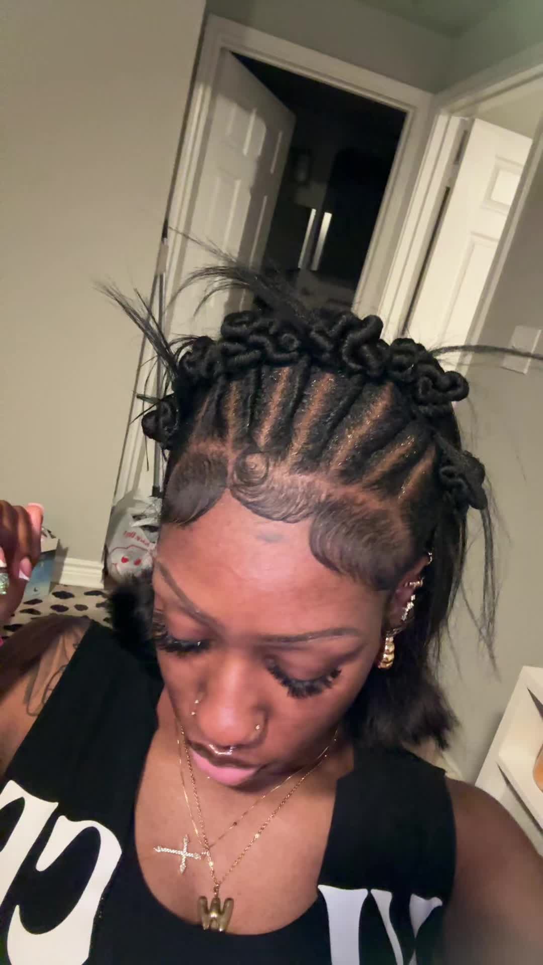 @whitnii