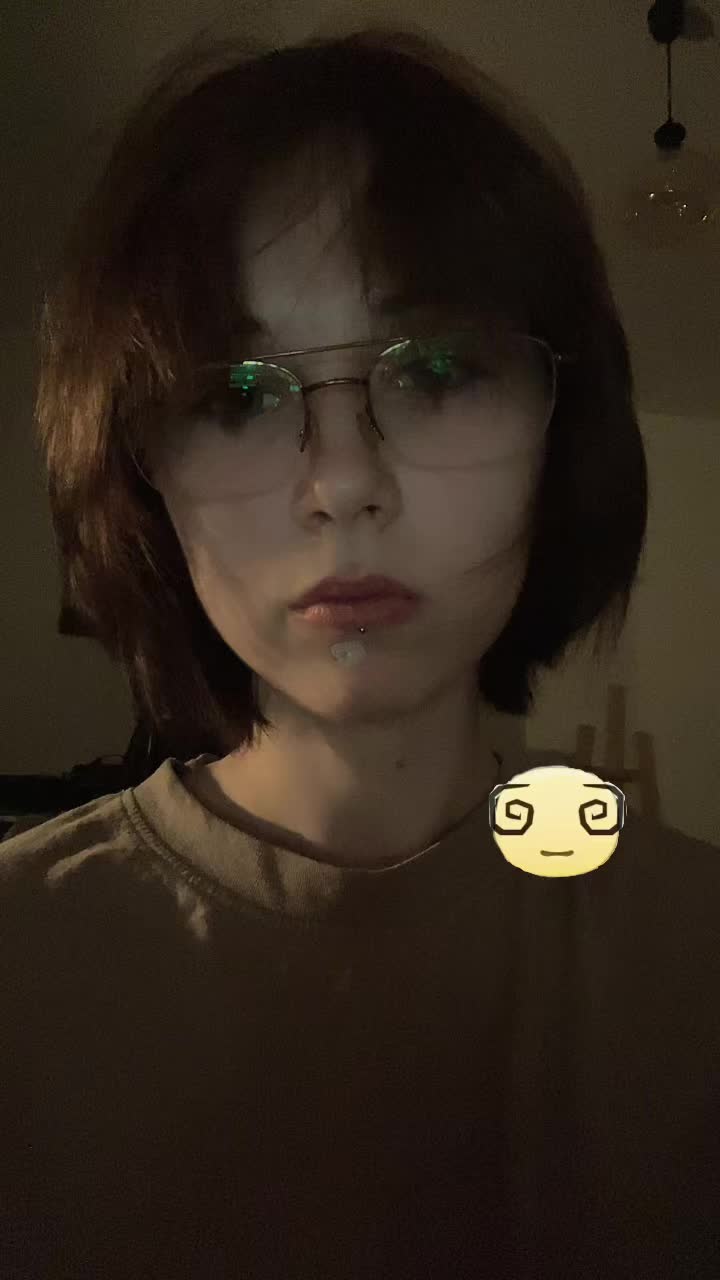 @𝔴𝔥𝔦𝔰