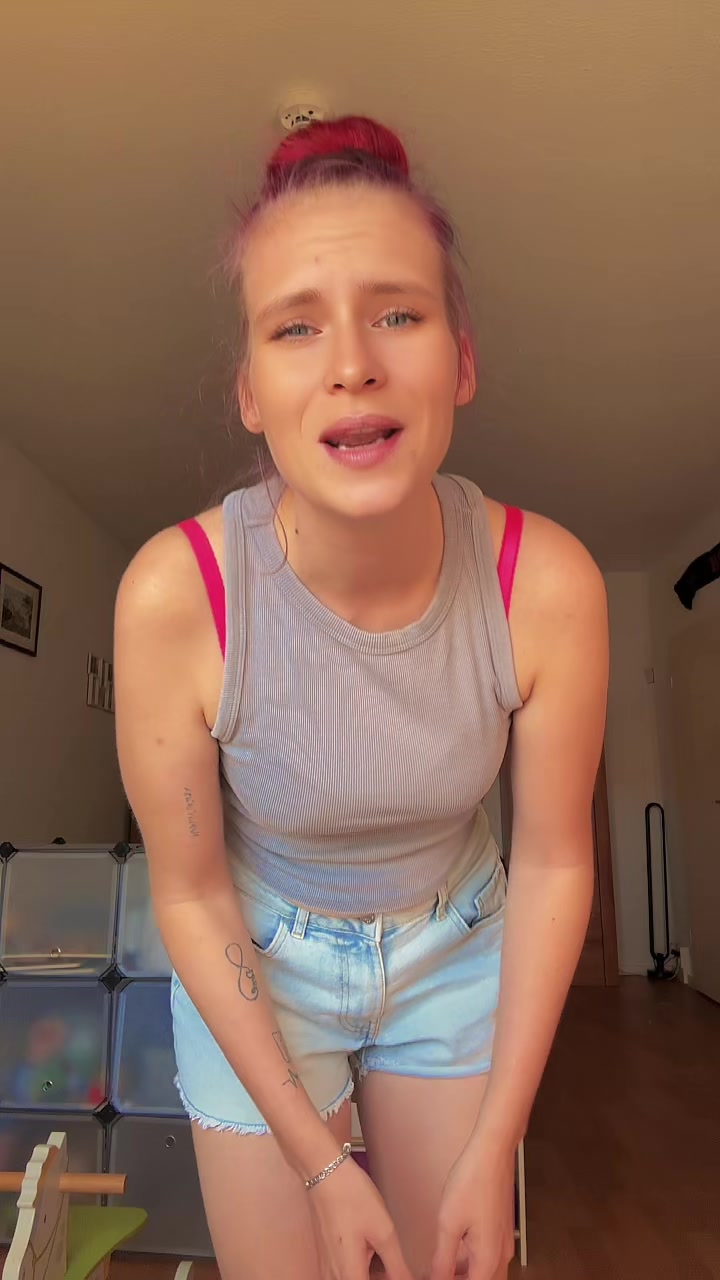 @_ᚠᚨᚾᚾᛃᛒᚱᛟᚾᚲ99_
