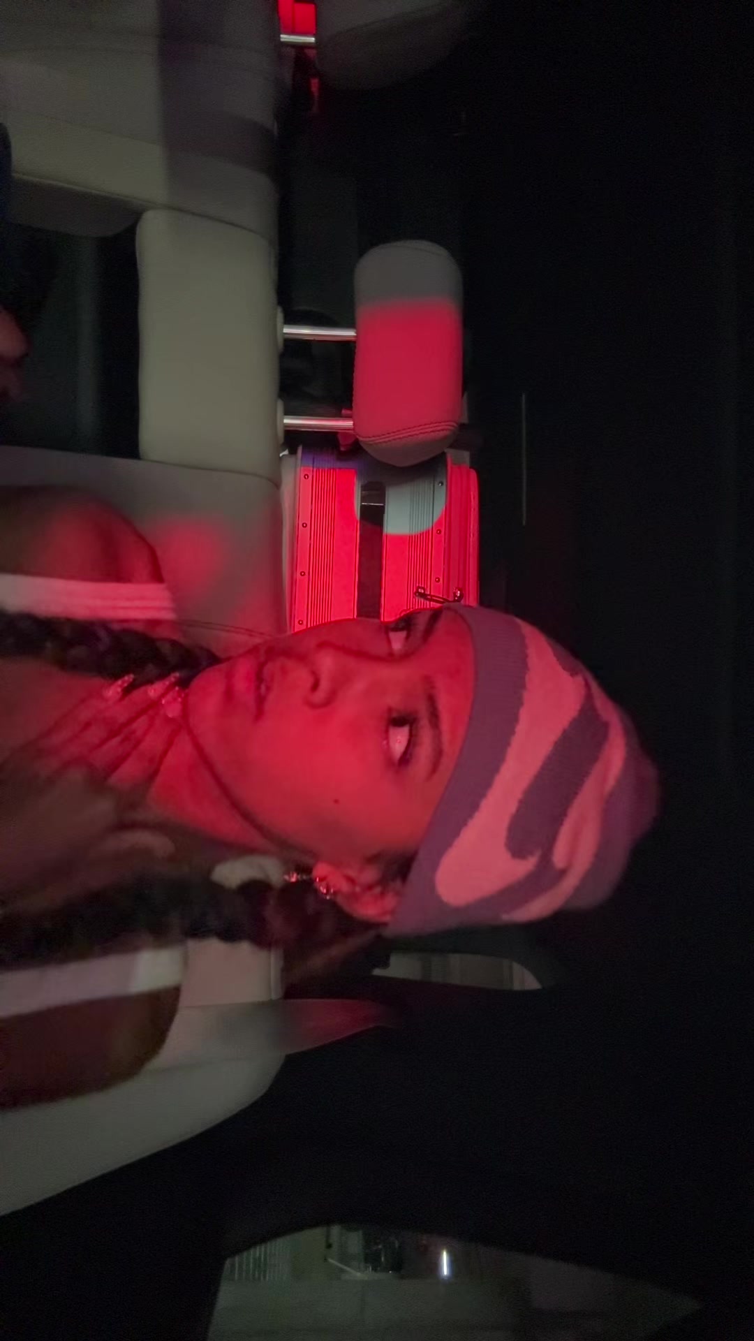 @hi