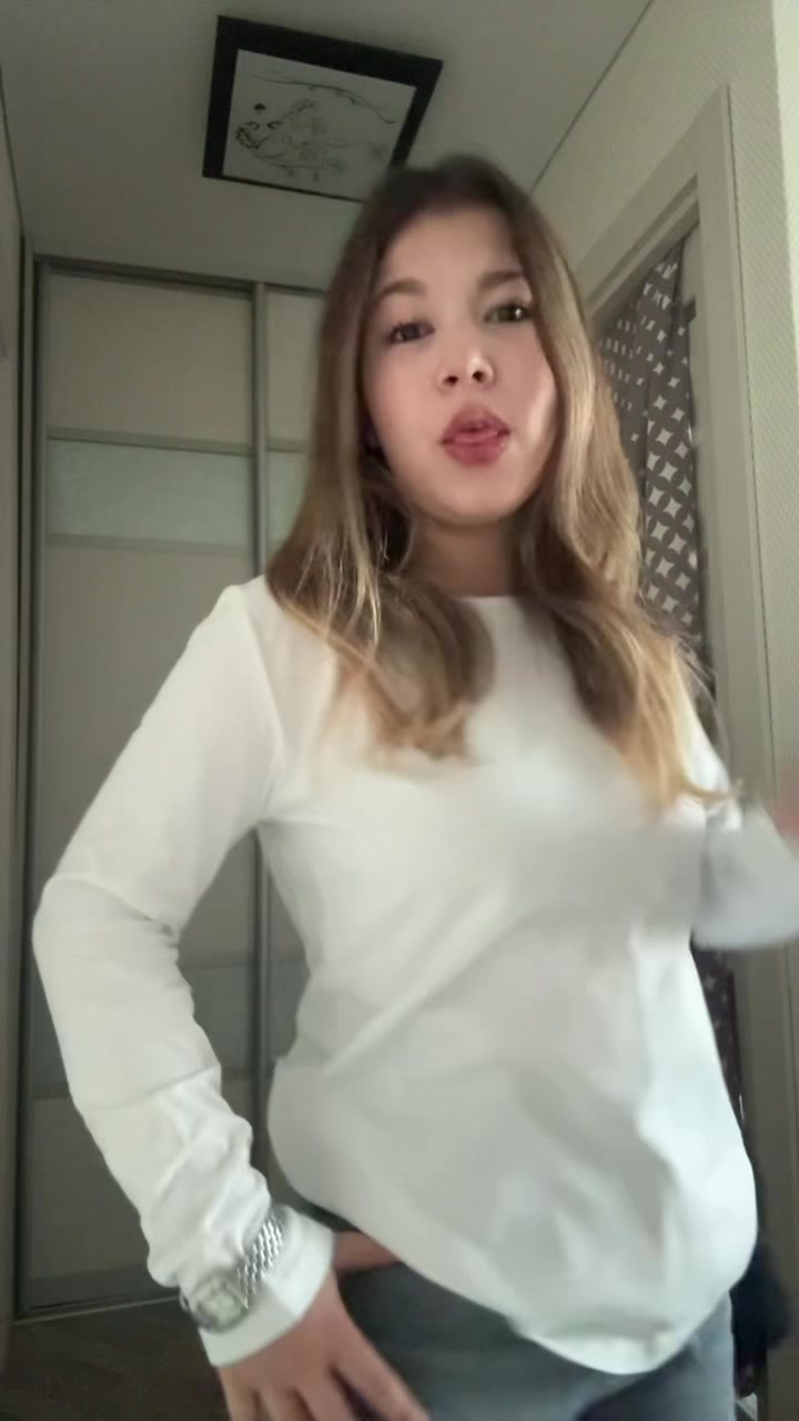 @маня