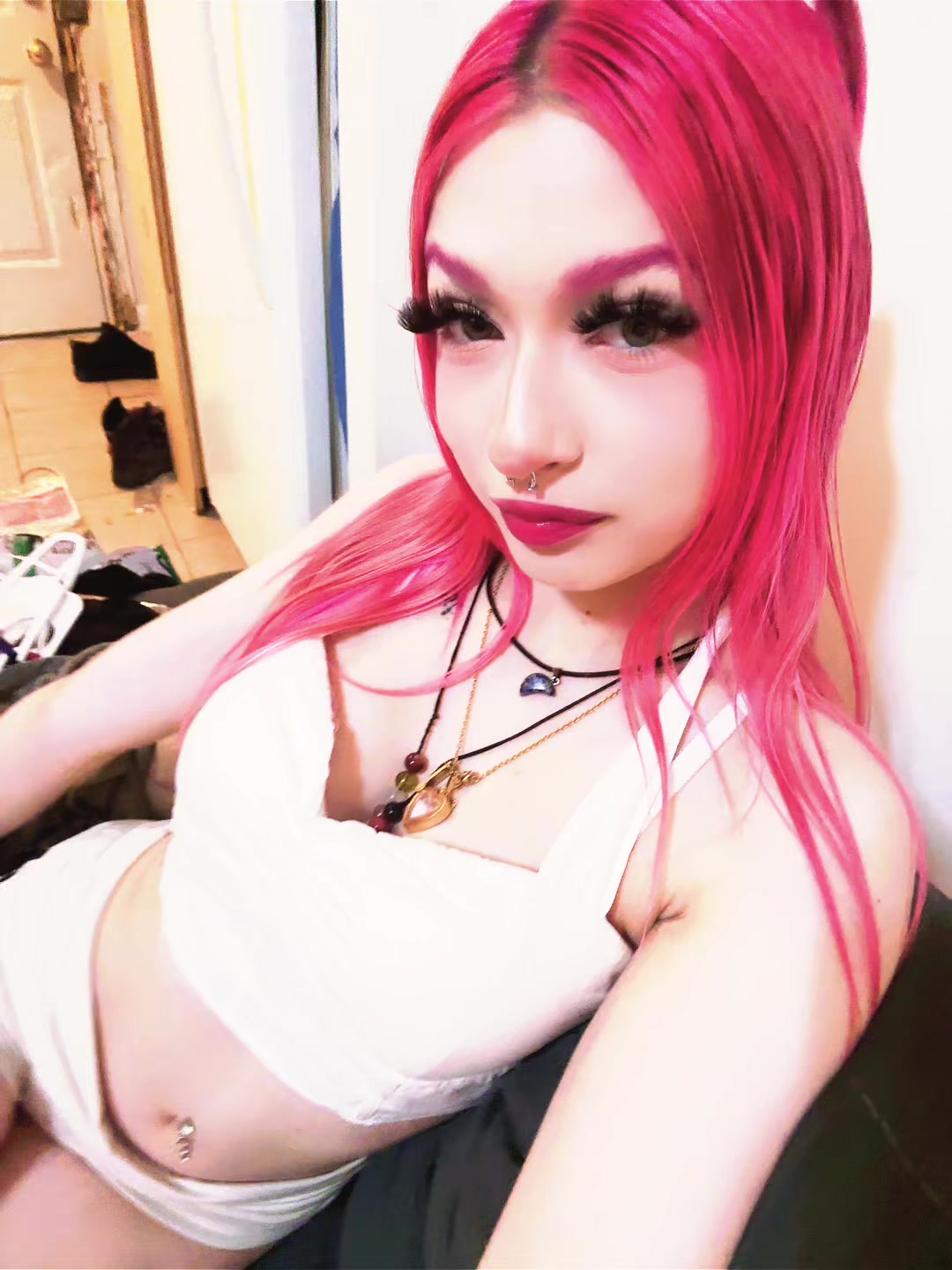 @leav3emilyalone