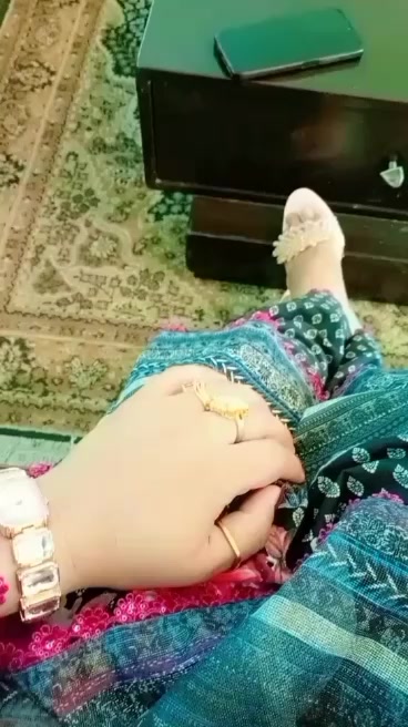 @👑RANI❣️JHELUMI👑