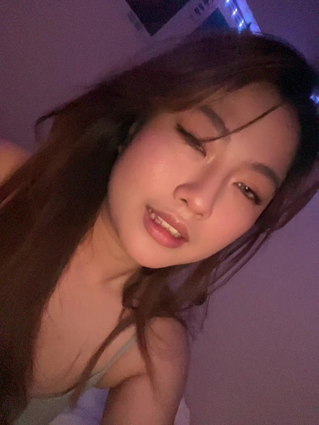 @真理子