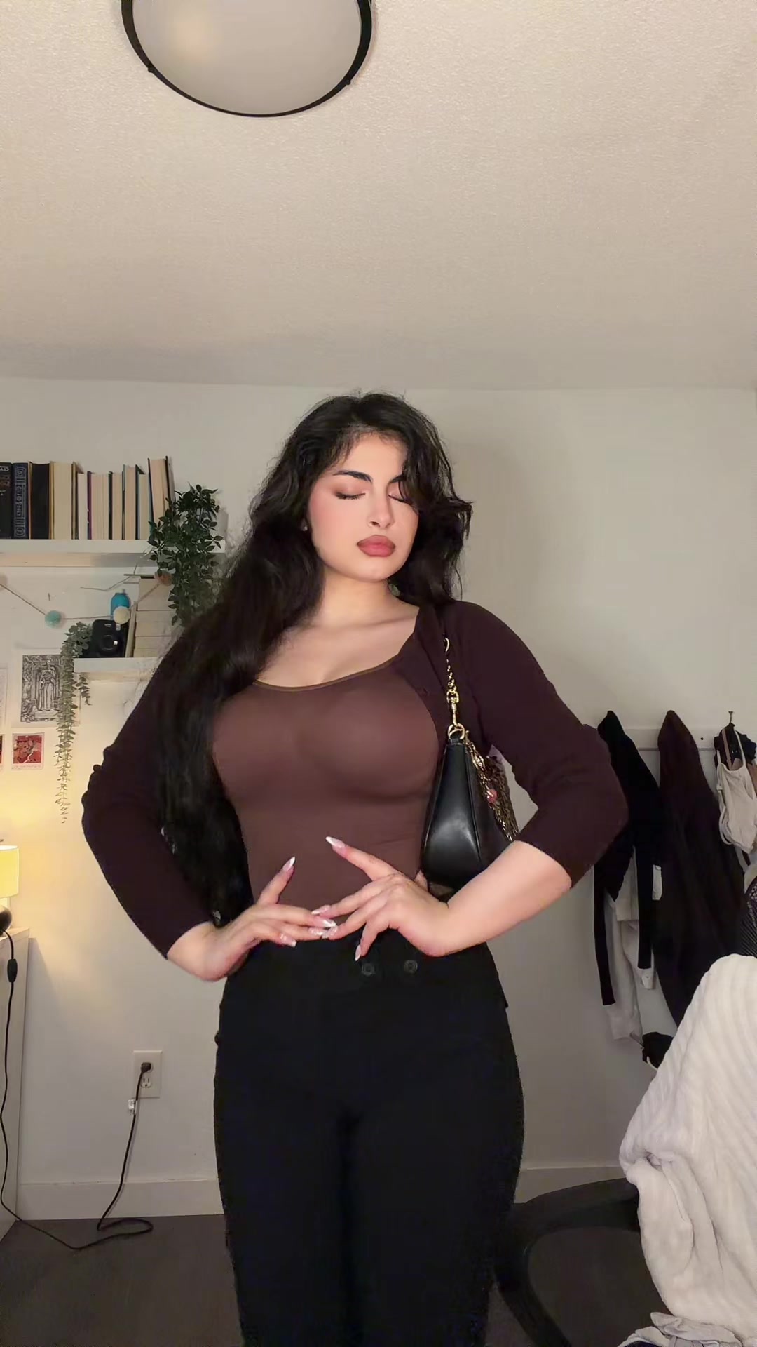 @Hus_77