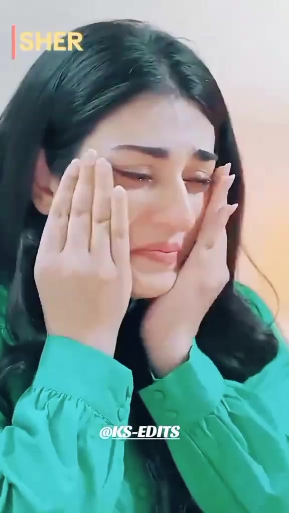 @sarah.khan.offical ♡♡