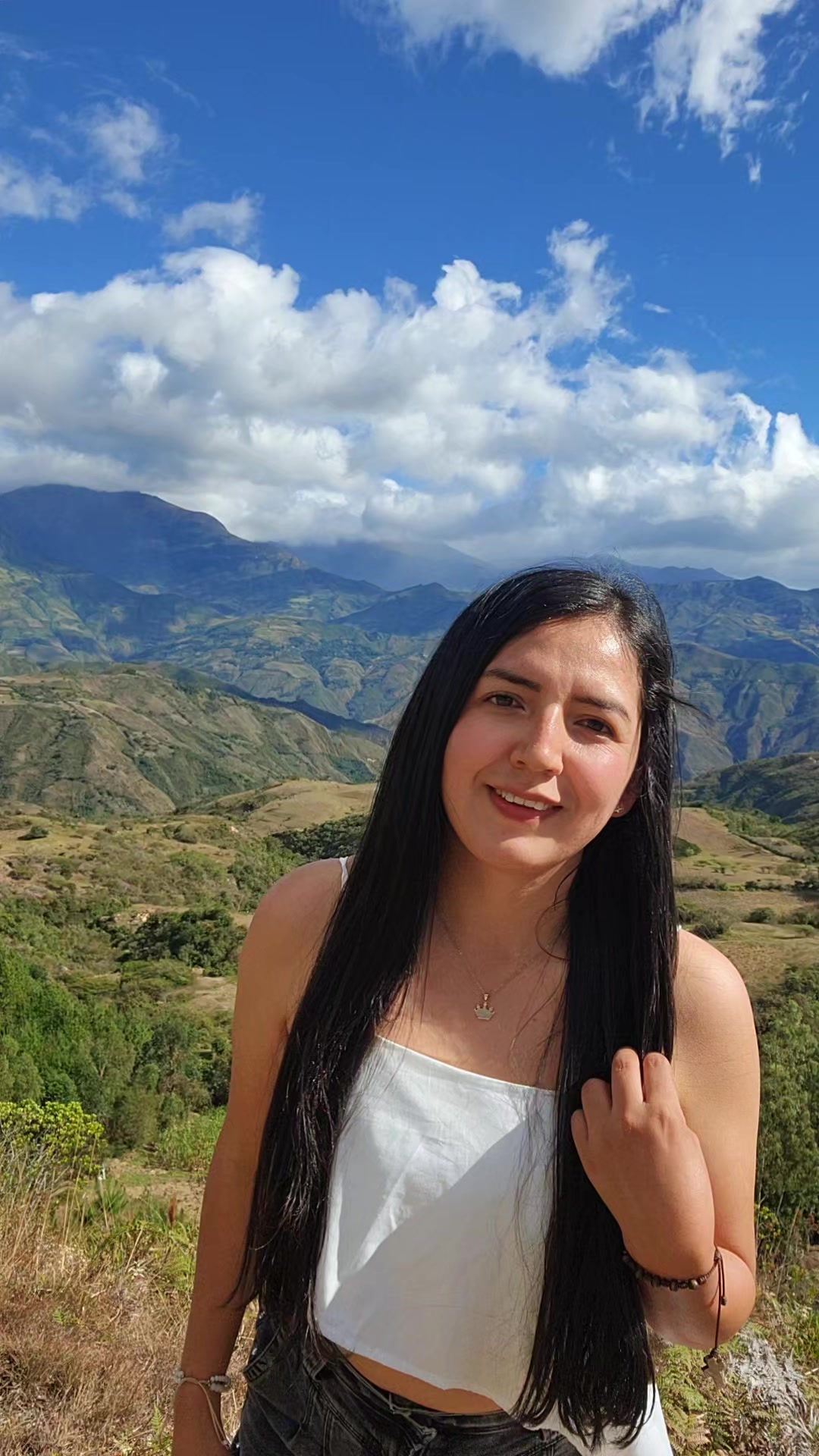 @Ni&ntilde;a de la sonrisa. te sigue