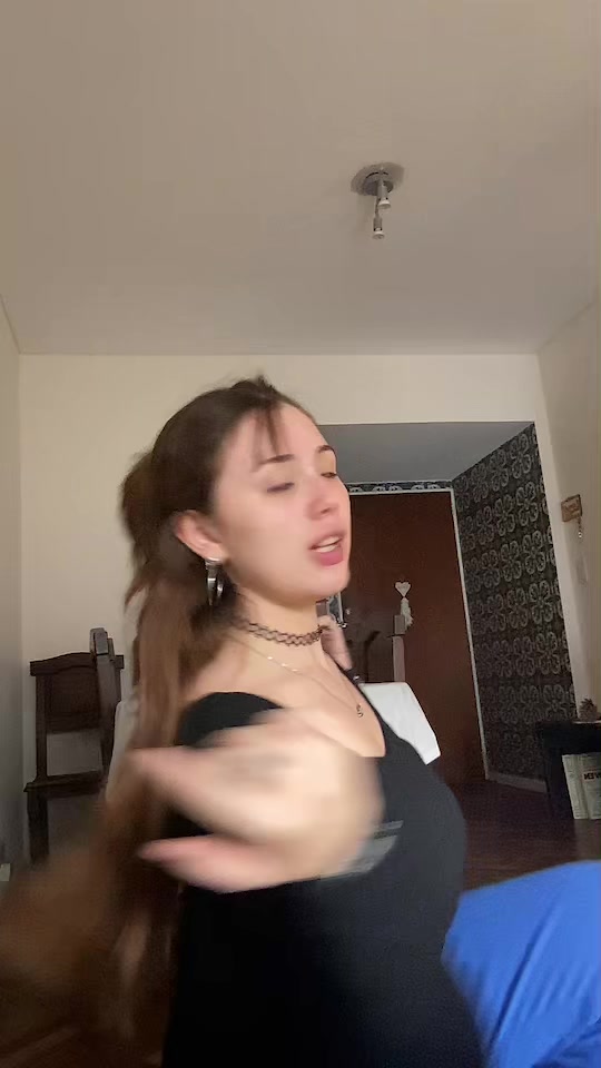 @🐩