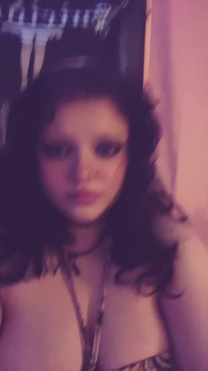@livingde4dgirl