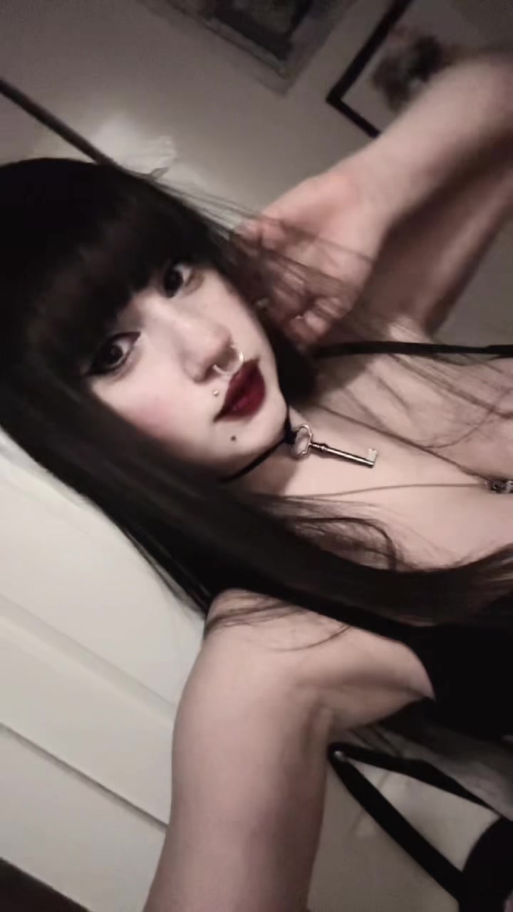 @isoobells 🦴