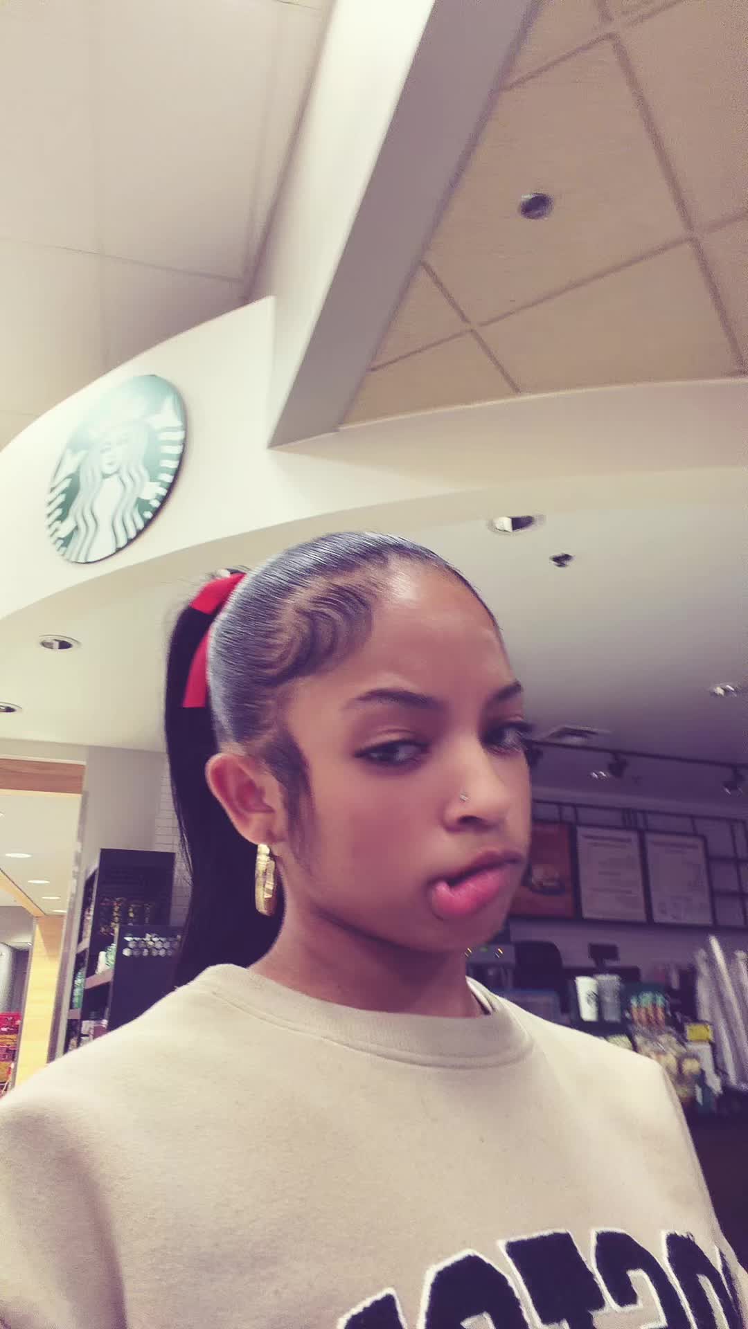 @thaonlyygirlyy