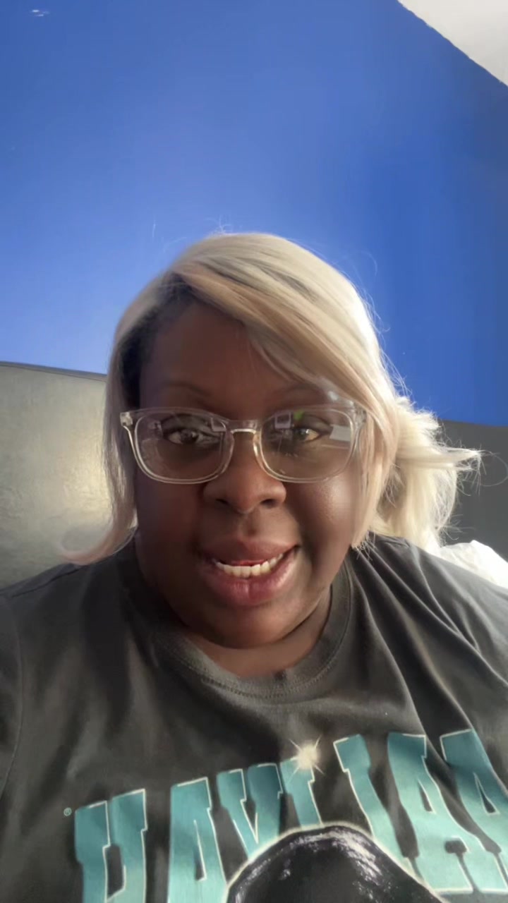 @newswithb