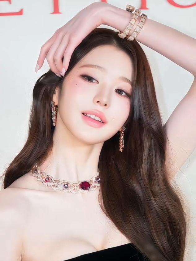 @𝐅𝐚𝐡𝐫𝐞𝐛𝐥𝐮𝐮.