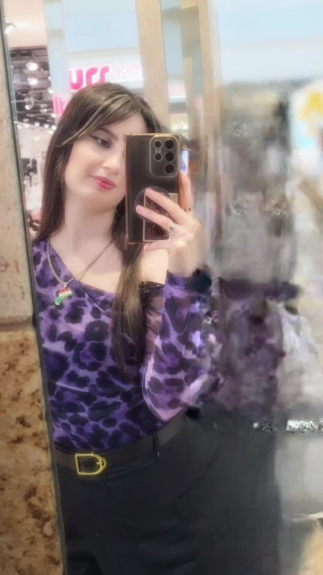 @zozo_afrin366