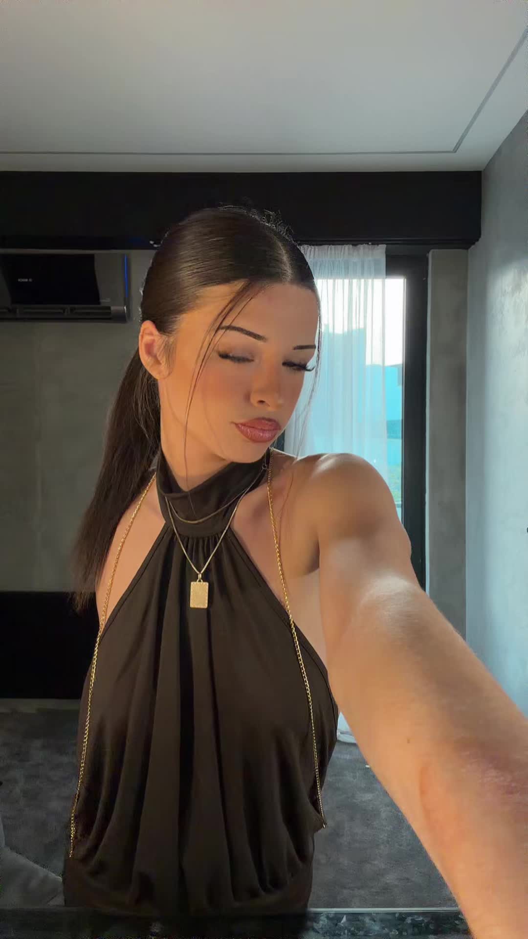 @CL.LSTN