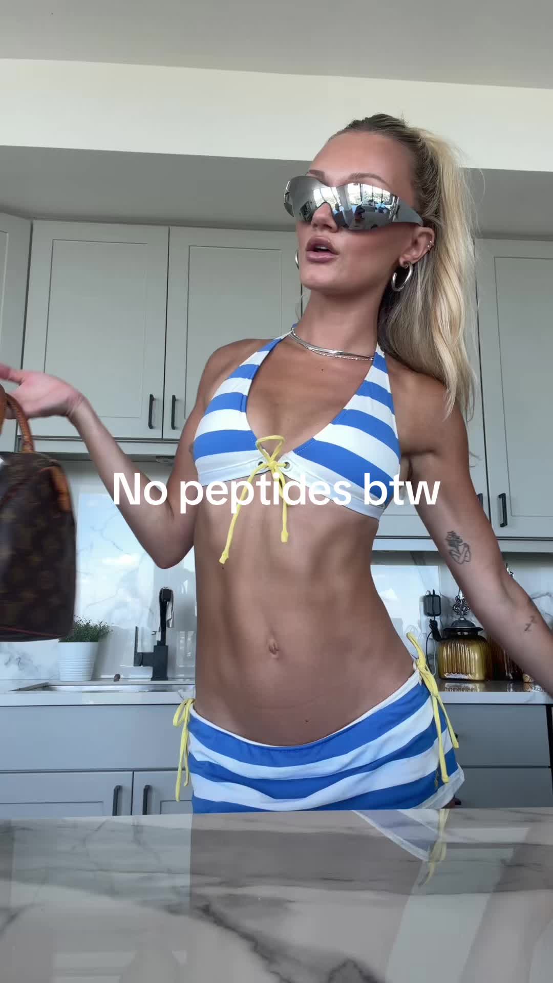@Peyton