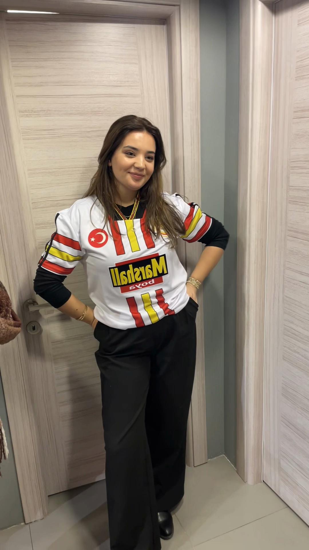 @Kardeleenkocak