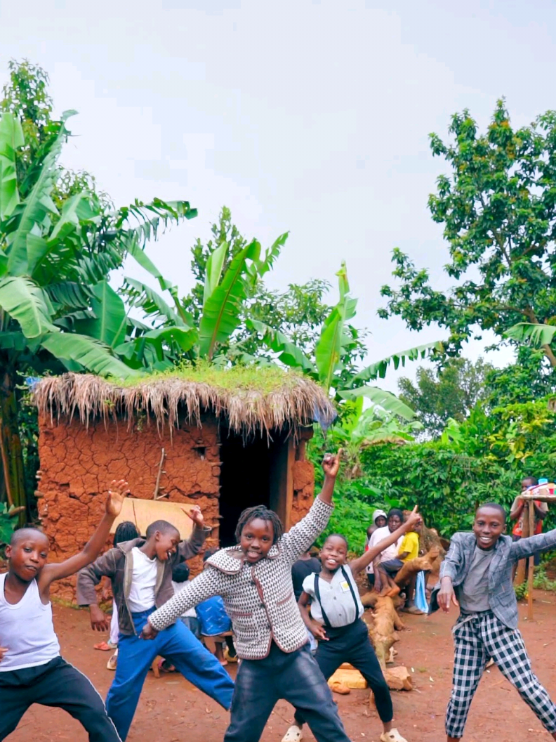 @Masaka Kids Africana