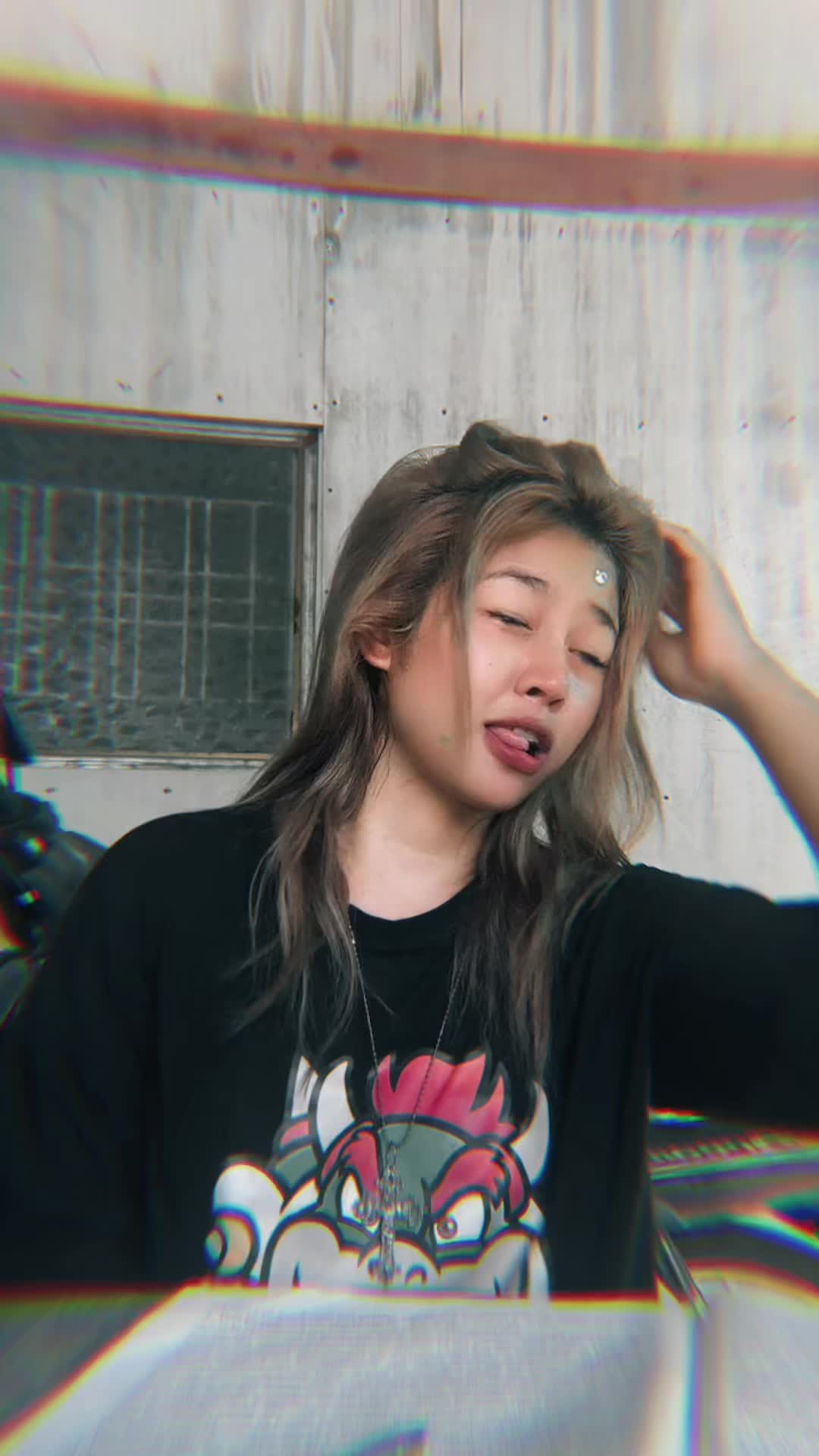 @đđáá°á
áźáá±ážđđ(Nan San Thu)