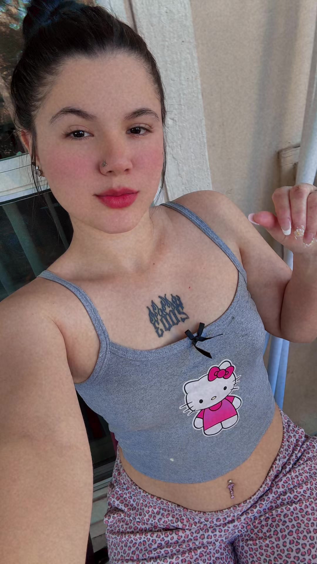 @𝓛𝓪_𝓕𝓻𝓮𝓼𝓲𝓽𝓪🍓🇺🇸