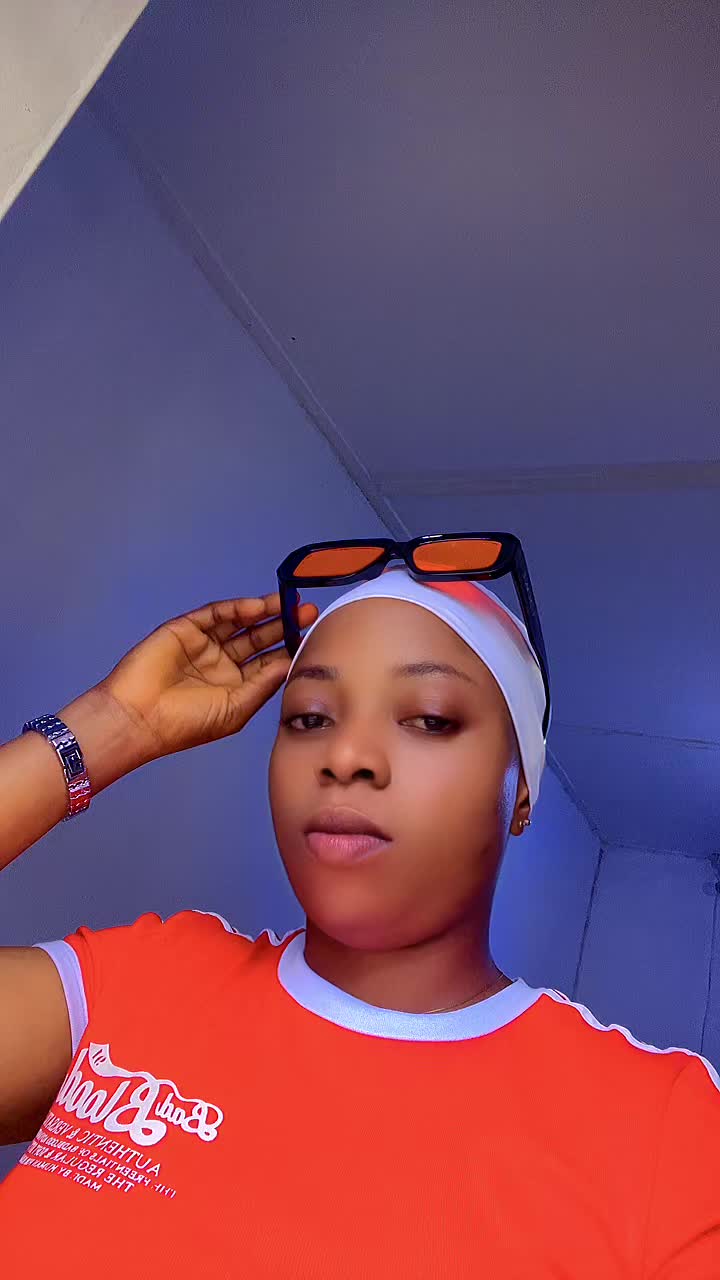 @TEMMY🤎🌸🥀