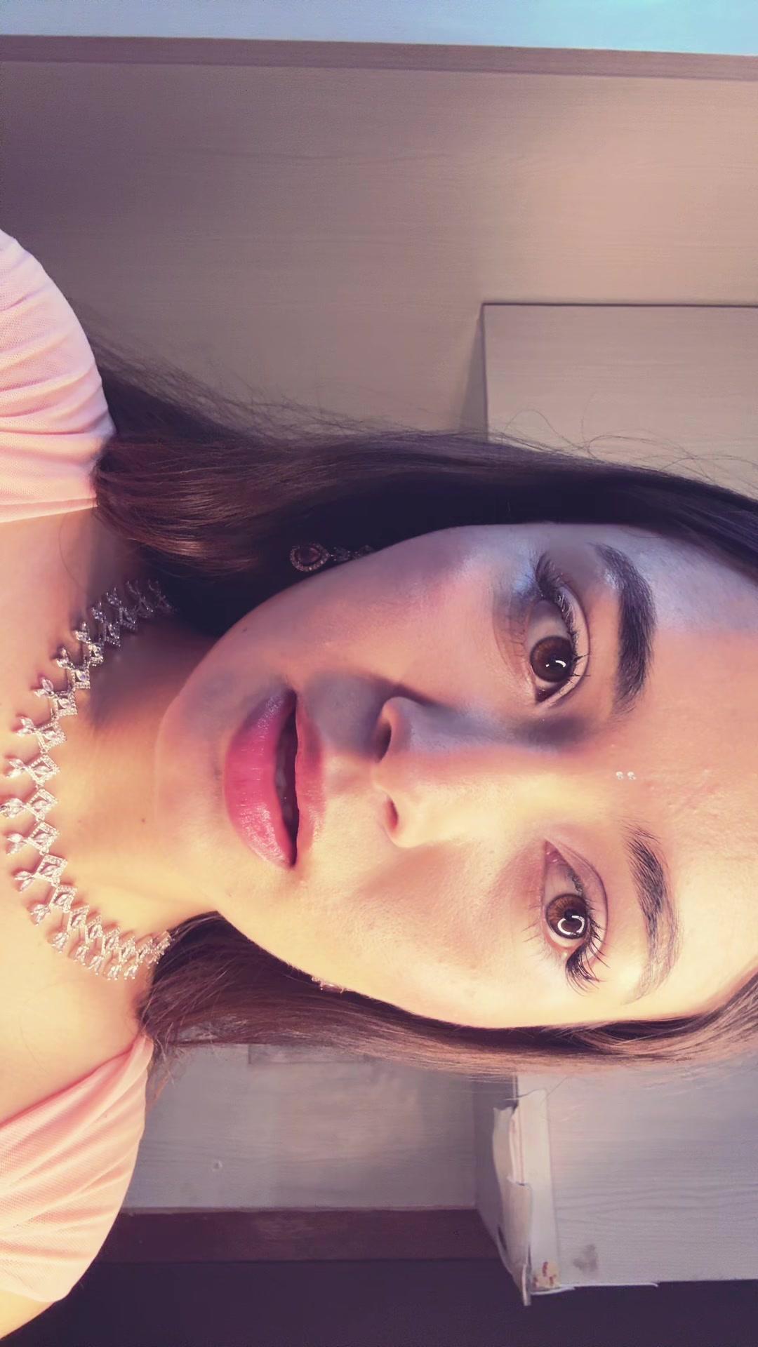 @Tris___na