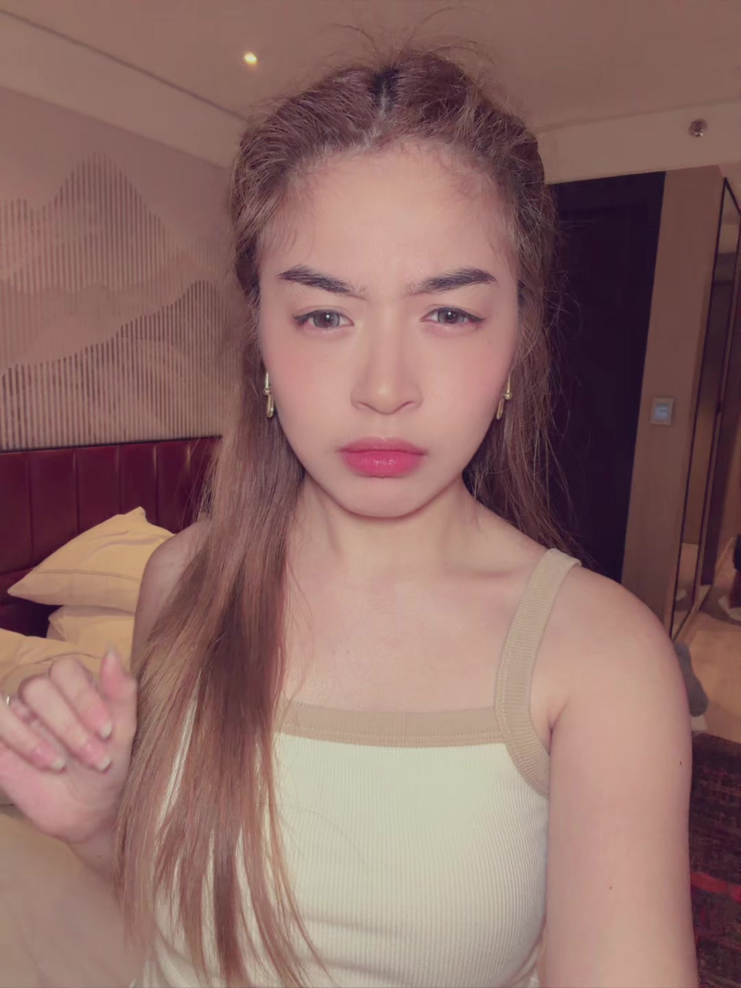 @SHRX • Shaira Ortile